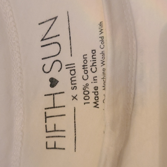 Weekend Tee - Picture 2 of 4